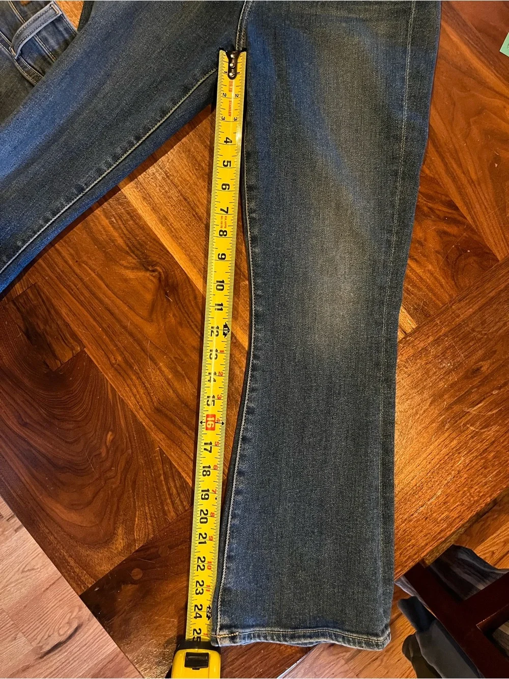 7 FOR ALL MANKIND - high waisted crop kick flare jean - Picture 2 of 8